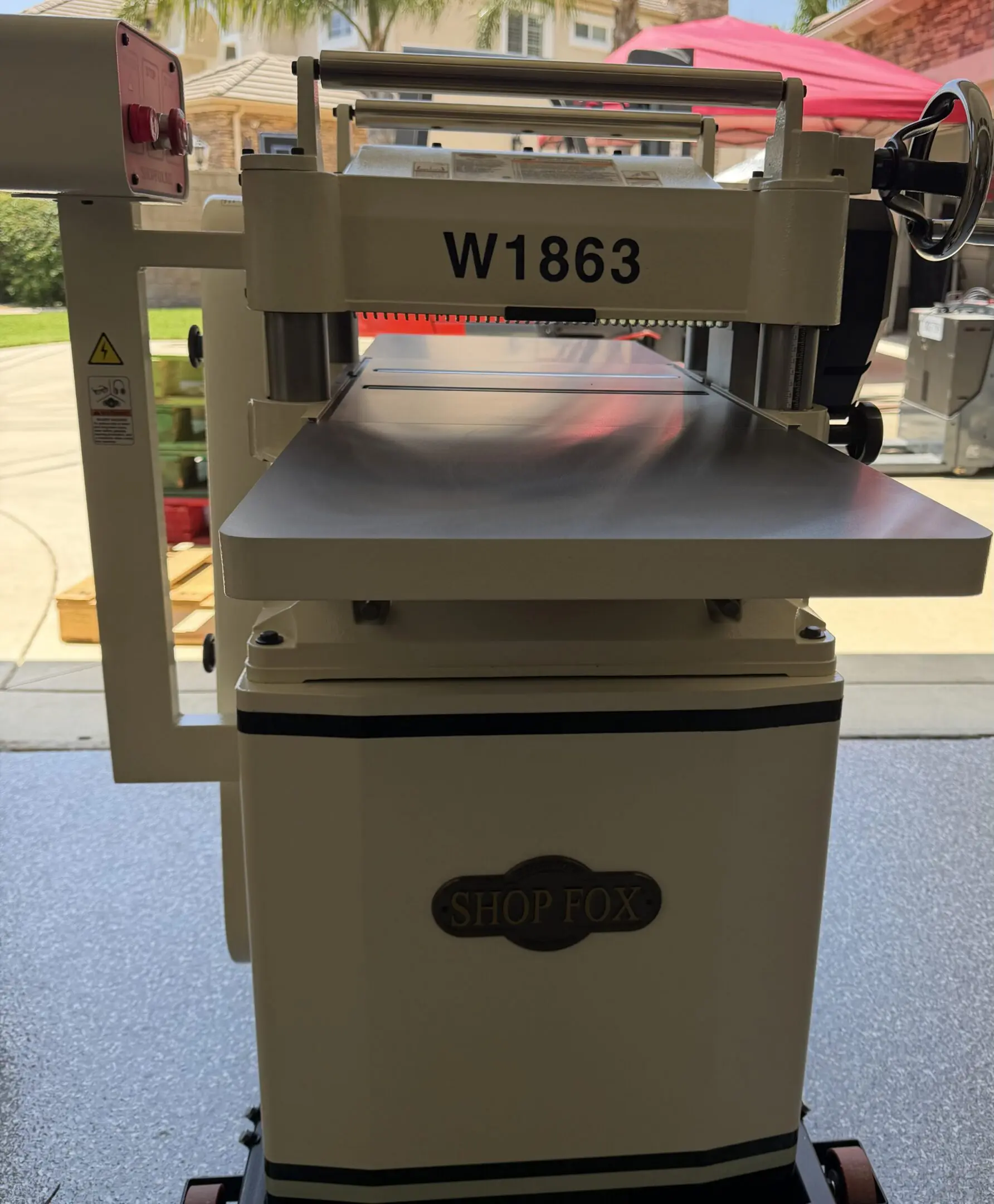 Shop Fox W1863 woodworking thickness planer